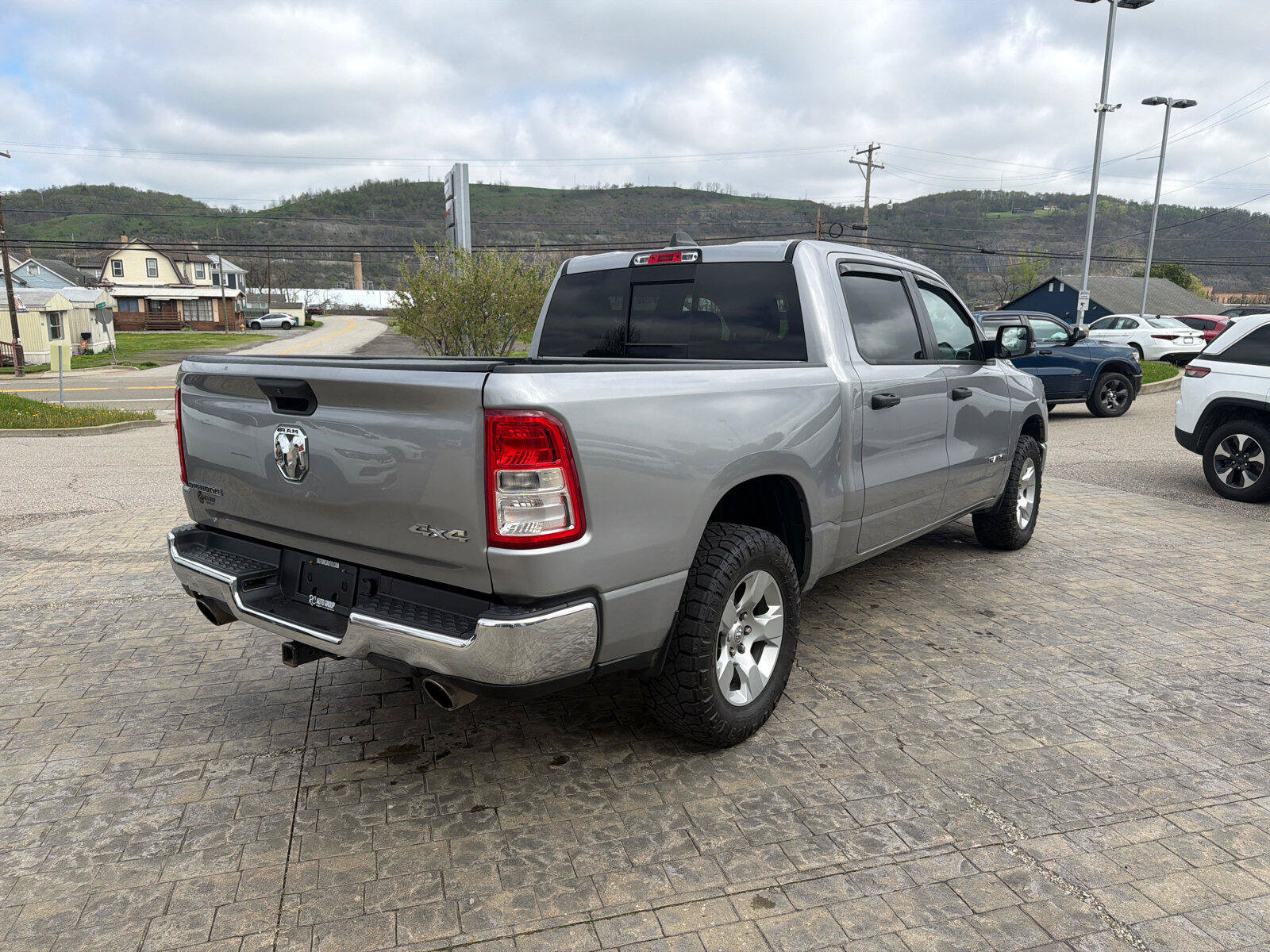 Used 2024 RAM 1500 Big Horn AWD/4WD image 8