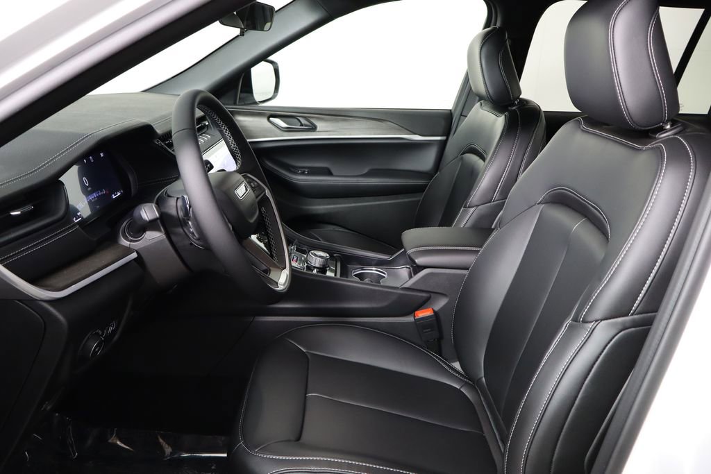 New 2026 Jeep Grand Cherokee Limited image 15