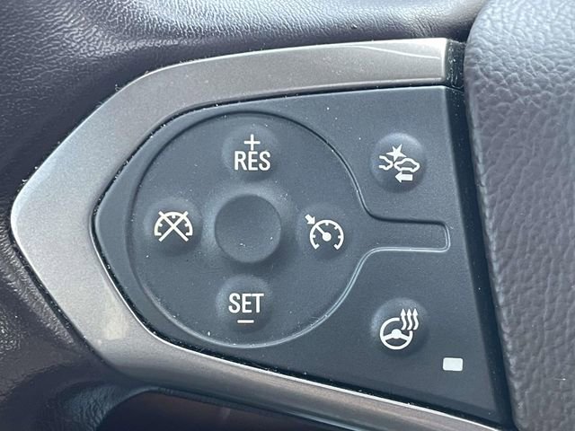 Used 2018 Chevrolet Silverado 1500 High Country image 24