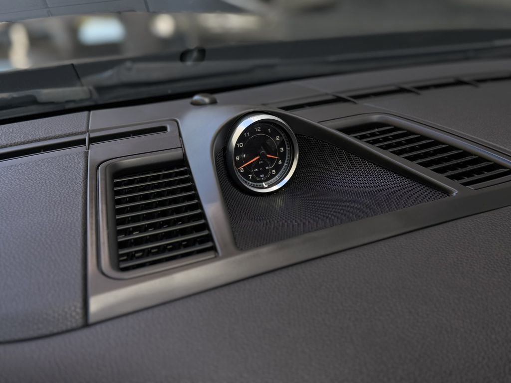 Used 2015 Porsche Panamera image 38