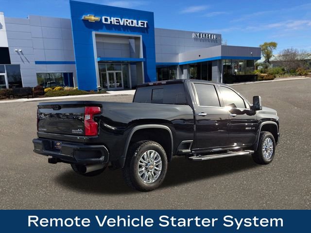 Used 2022 Chevrolet Silverado 2500 High Country w/ Safety Package II image 9