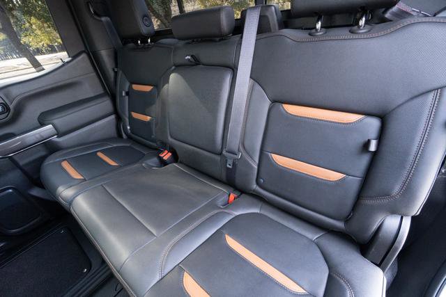 Used 2022 GMC Sierra 1500 AT4 w/ AT4 Premium Package image 32