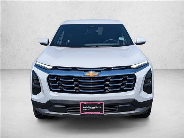 Used 2025 Chevrolet Equinox LT image 2
