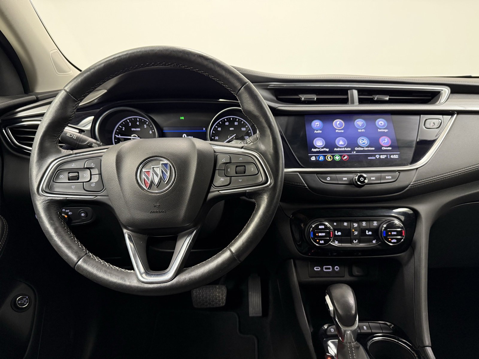 Used 2022 Buick Encore GX Essence image 19