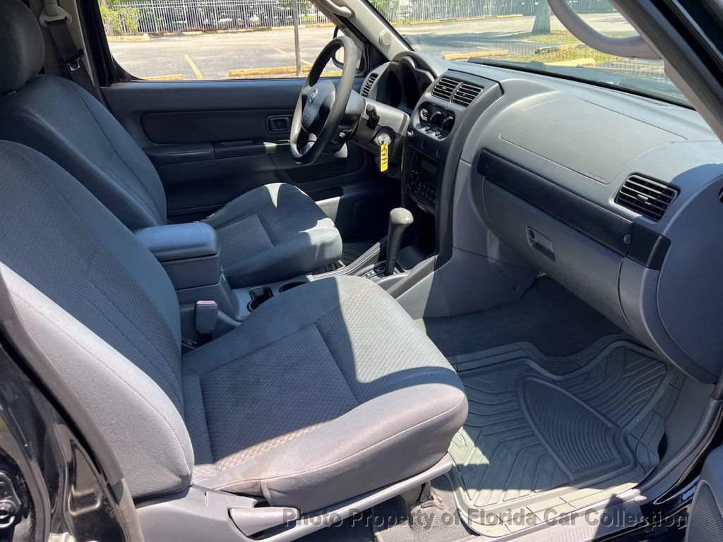 Used 2004 Nissan Xterra XE RWD image 37