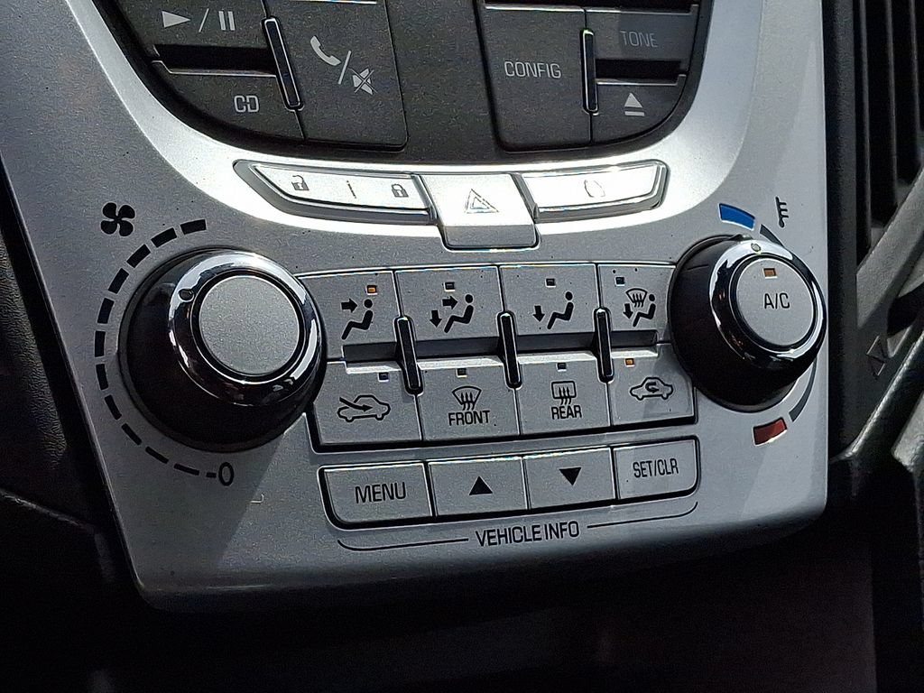 Used 2012 Chevrolet Equinox LS FWD image 16