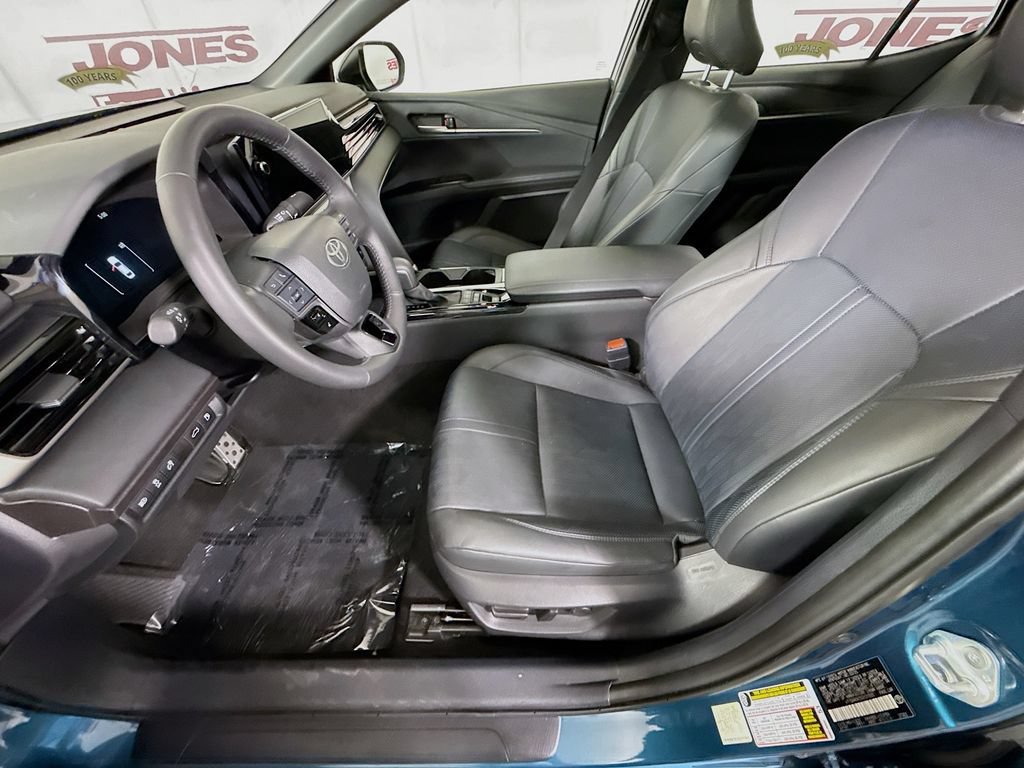 Certified 2025 Toyota Camry XSE FWD image 25