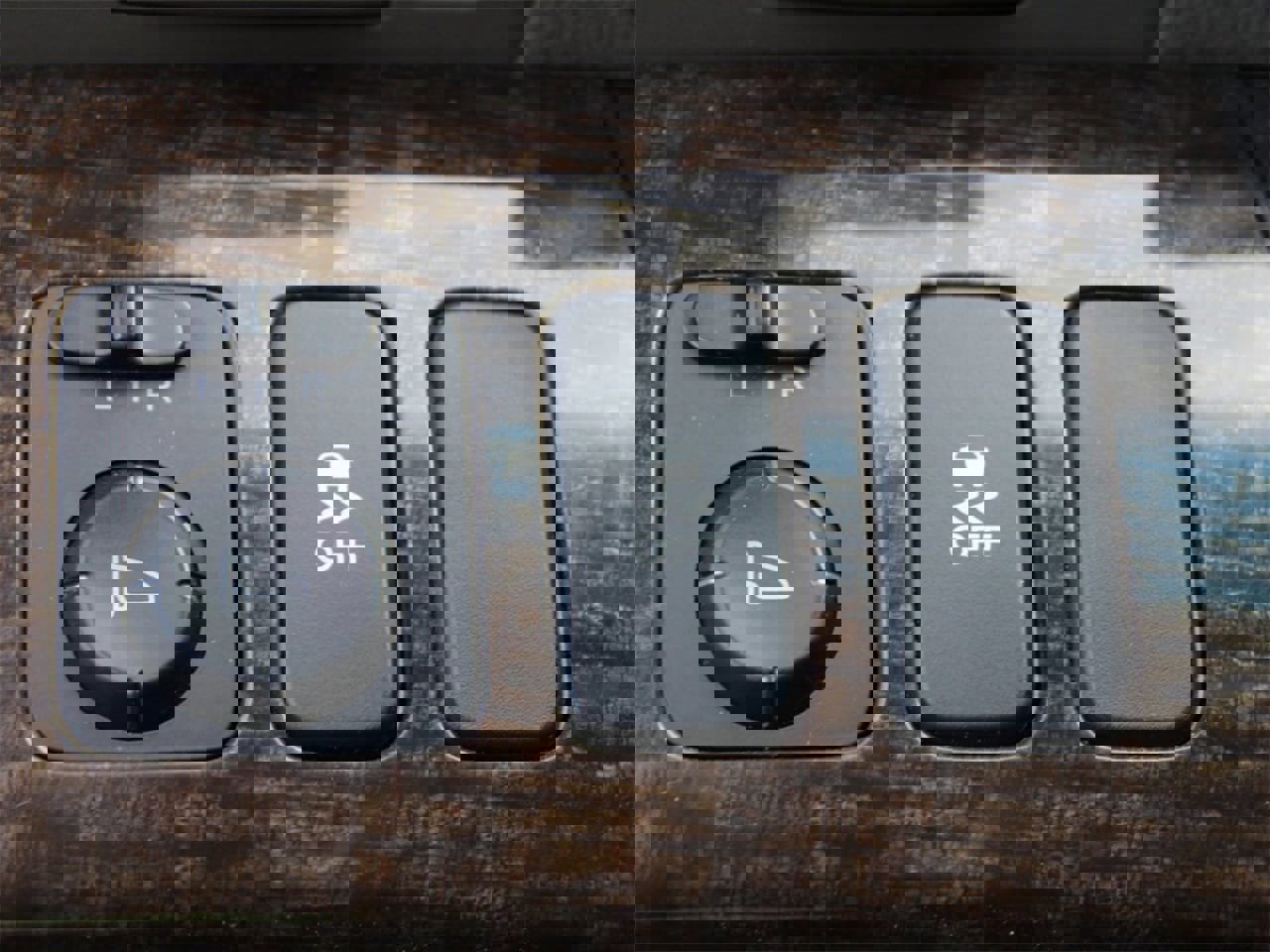 Used 2011 Acura MDX w/ Technology Package image 25