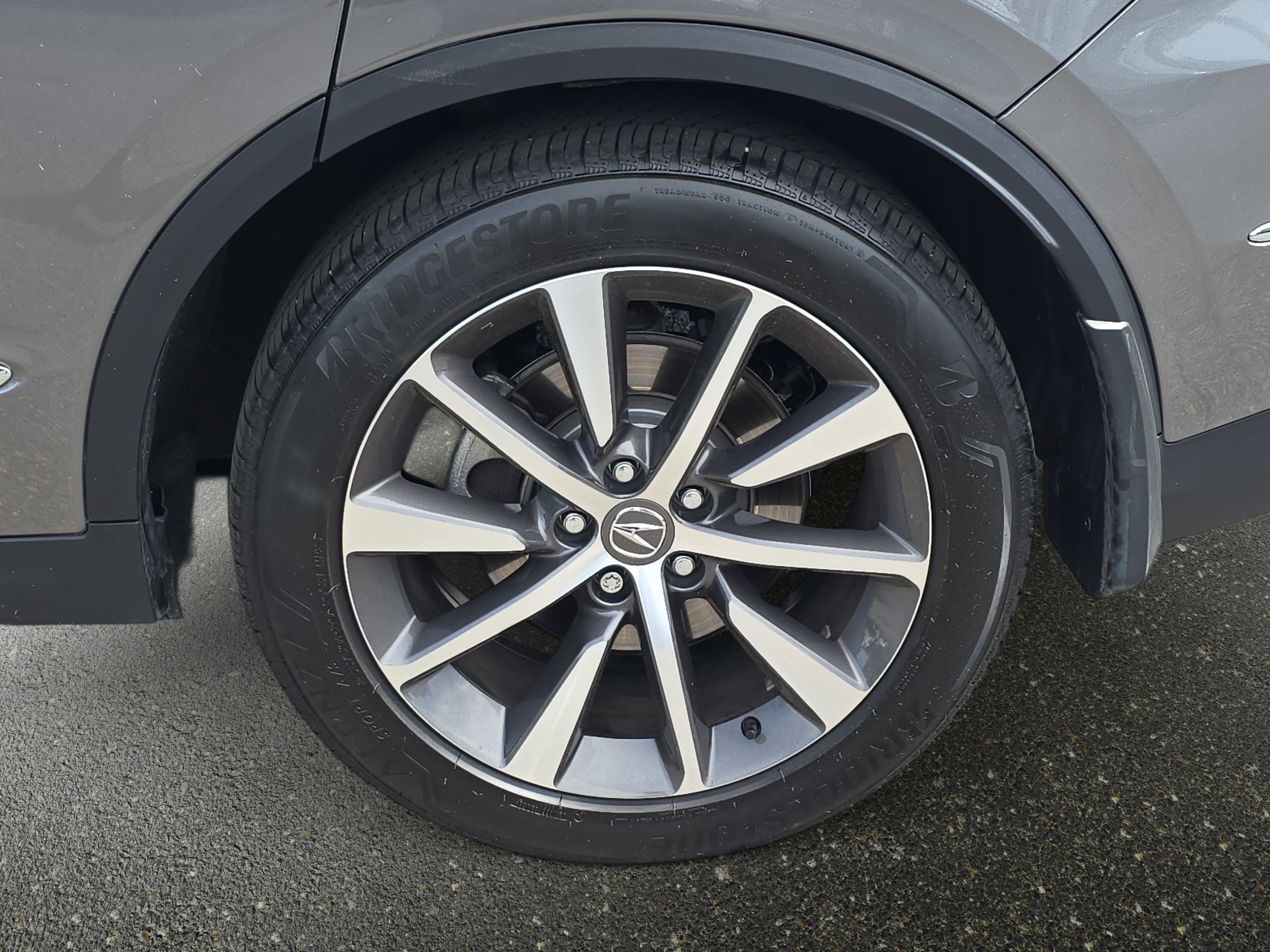 Certified 2025 Acura MDX FWD w/ Technology Package image 32