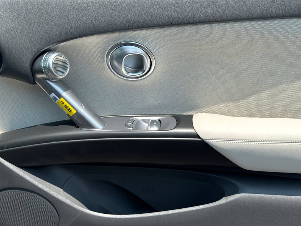 New 2026 Genesis GV60 RWD image 14