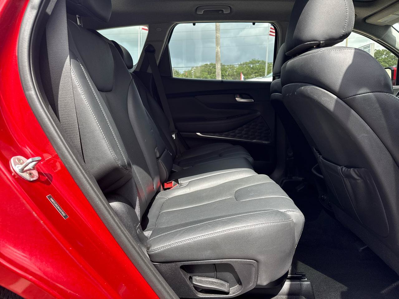 Used 2019 Hyundai Santa Fe Limited FWD image 15