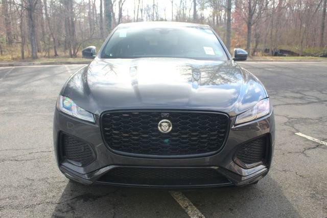 New 2026 Jaguar F-PACE R-Dynamic S image 8