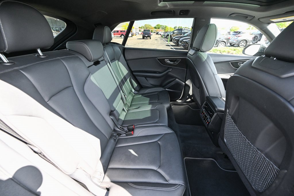 Used 2022 Audi Q8 Premium Plus image 28