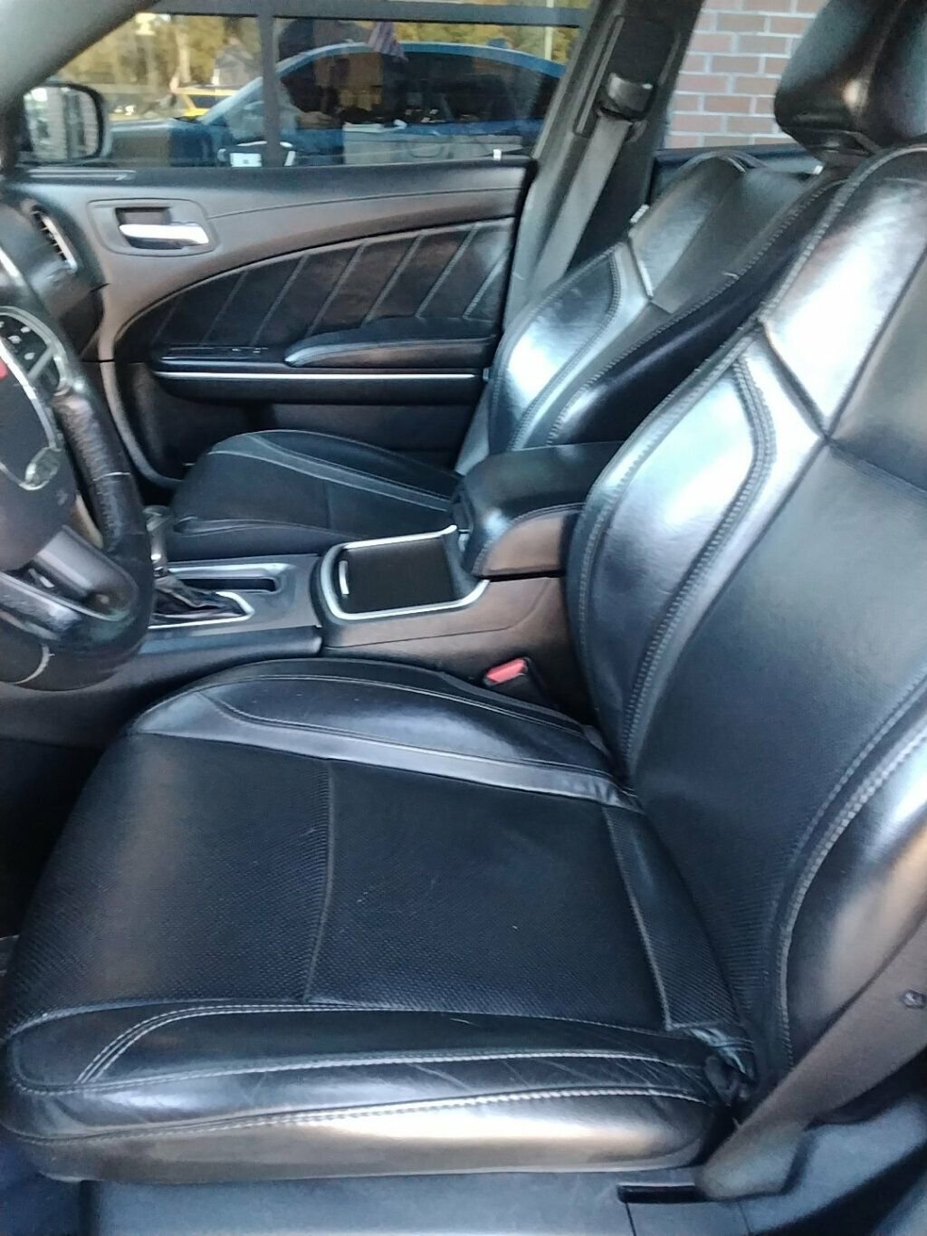 Used 2019 Dodge Charger SXT image 7