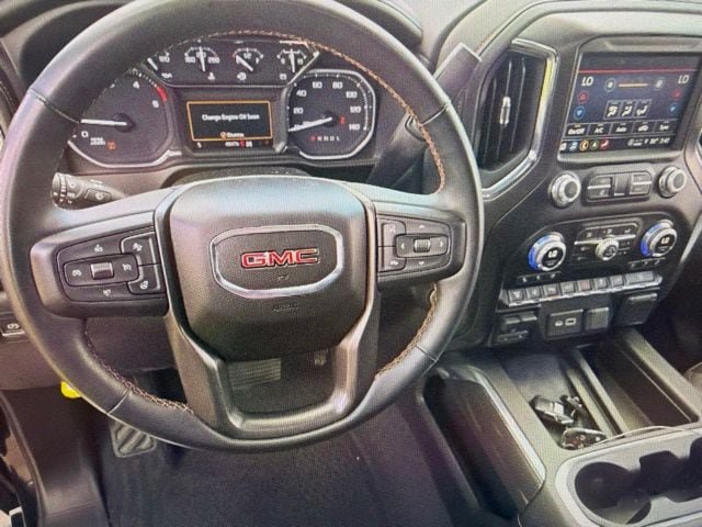 Used 2023 GMC Sierra 2500 AT4 w/ AT4 Preferred Package AWD/4WD image 12