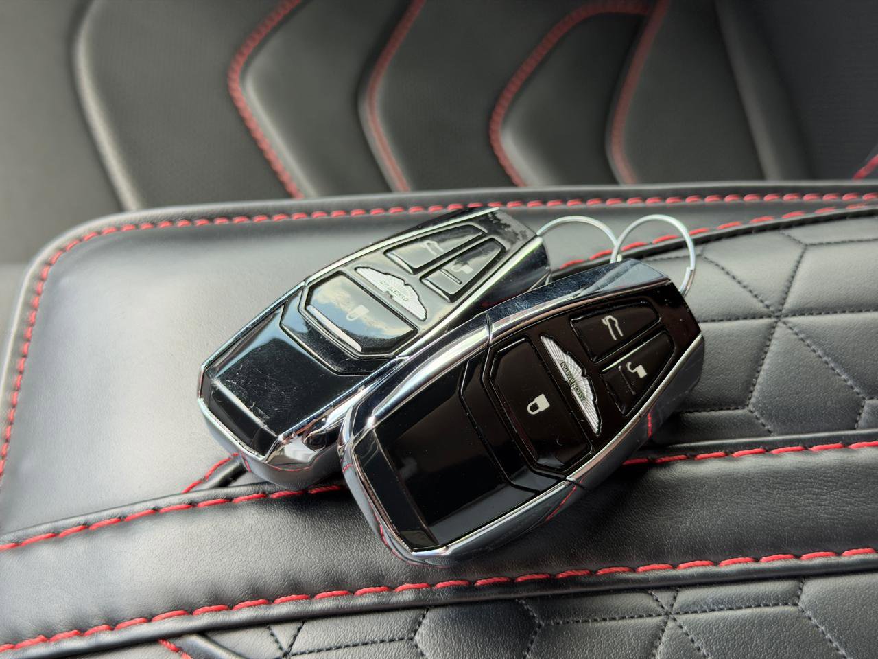Used 2019 Aston Martin DBS Superleggera RWD image 41