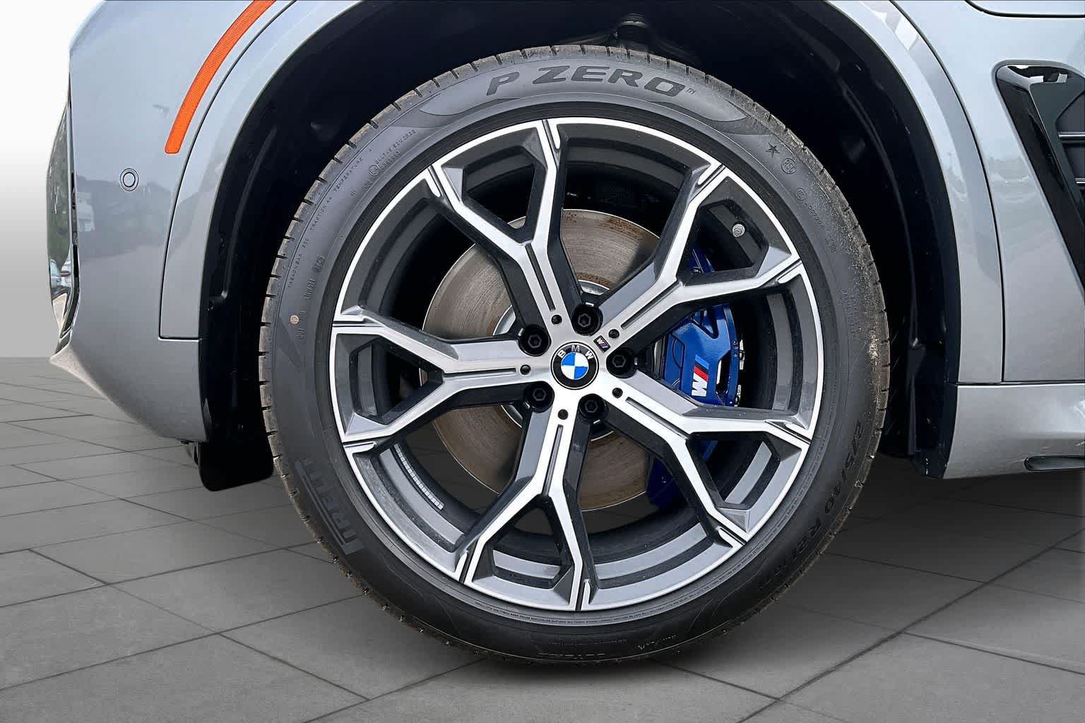 New 2026 BMW X5 xDrive50e w/ M Sport Package AWD/4WD image 11