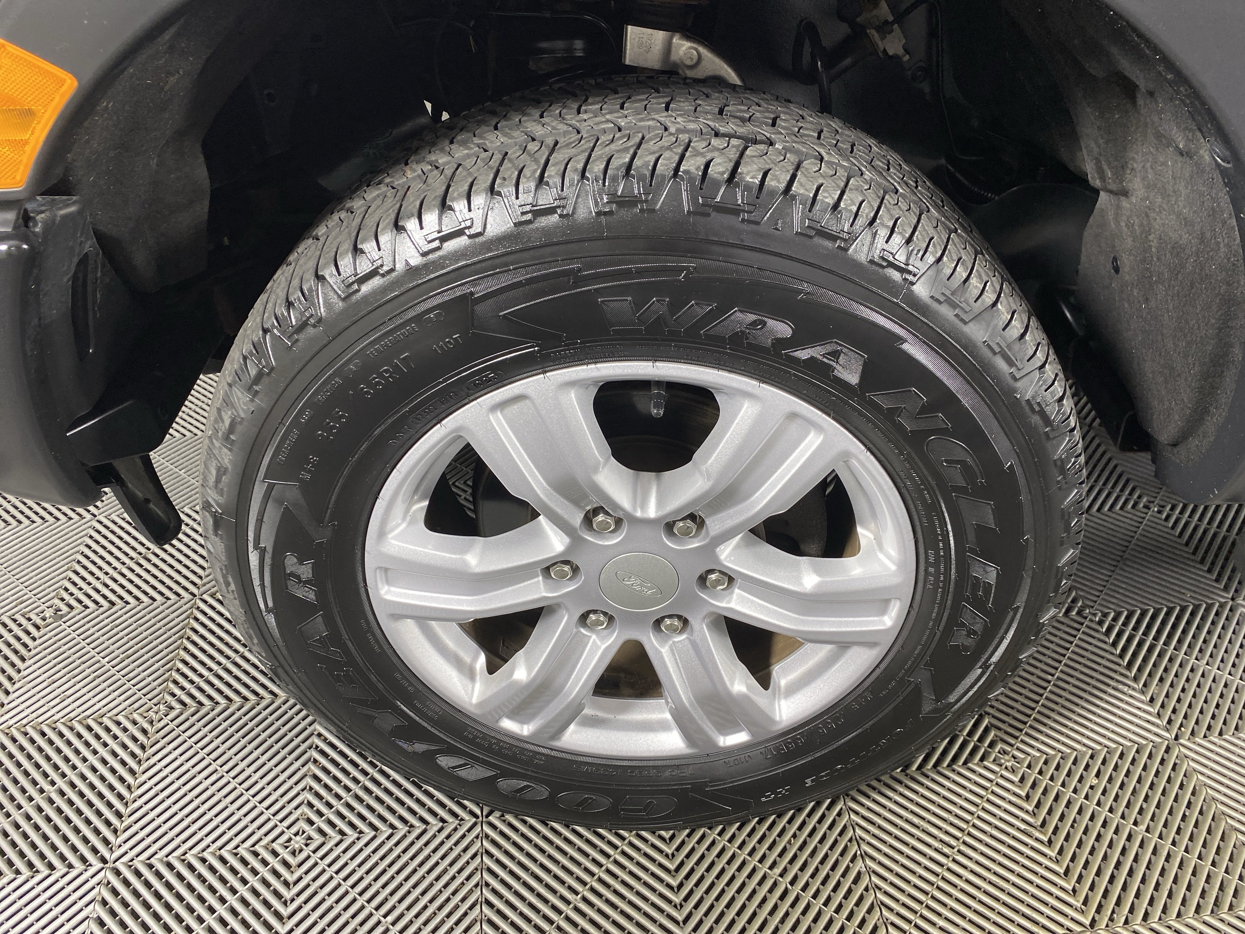 Used 2019 Ford Ranger XL w/ Equipment Group 101A Mid AWD/4WD image 11