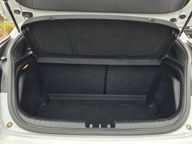 Used 2020 Hyundai Veloster 2.0 image 12
