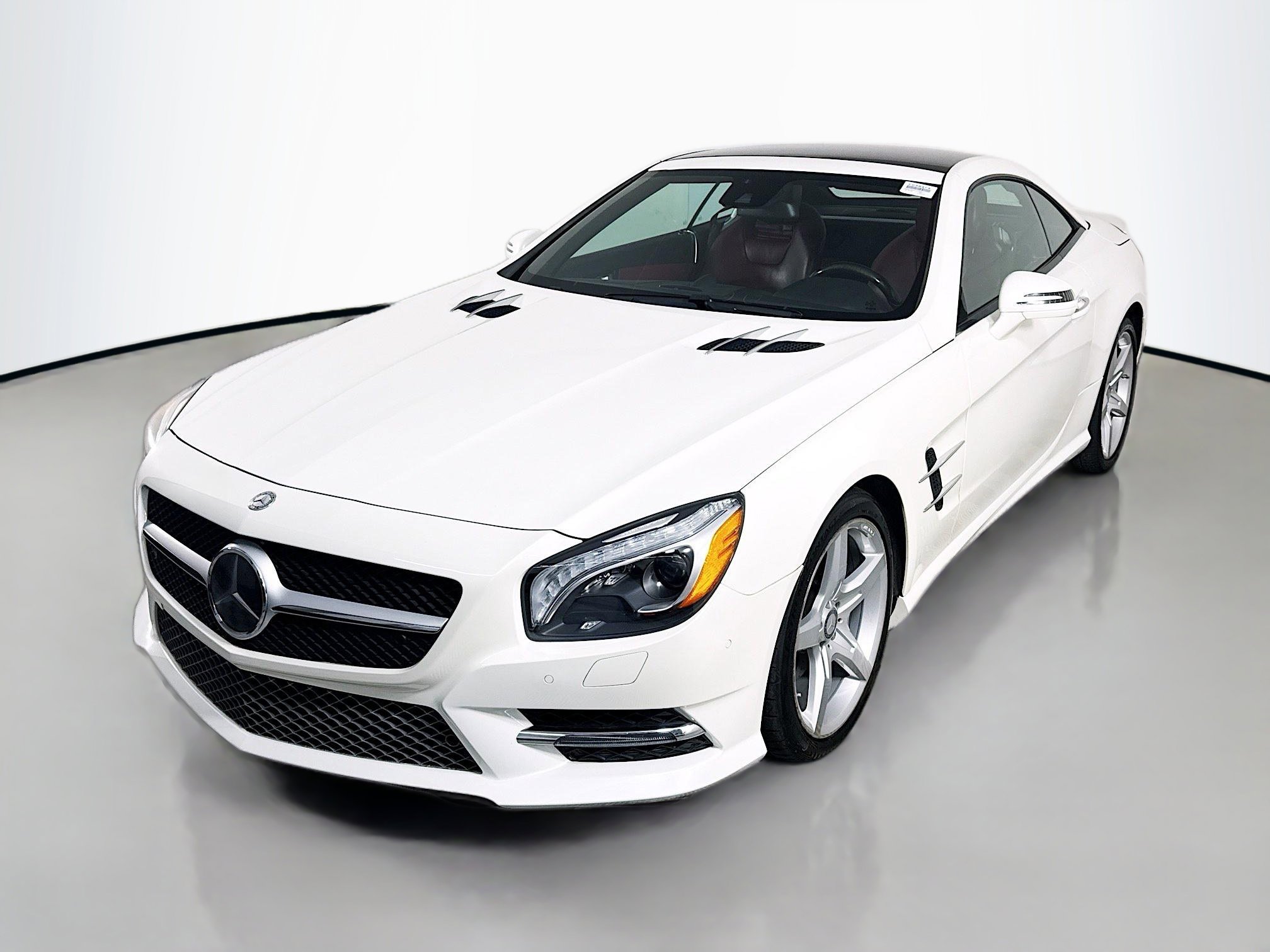 Used 2016 Mercedes-Benz SL 400 image 4