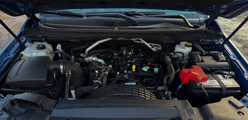 Used 2019 Ford Ranger XLT w/ Equipment Group 302A Luxury AWD/4WD image 32