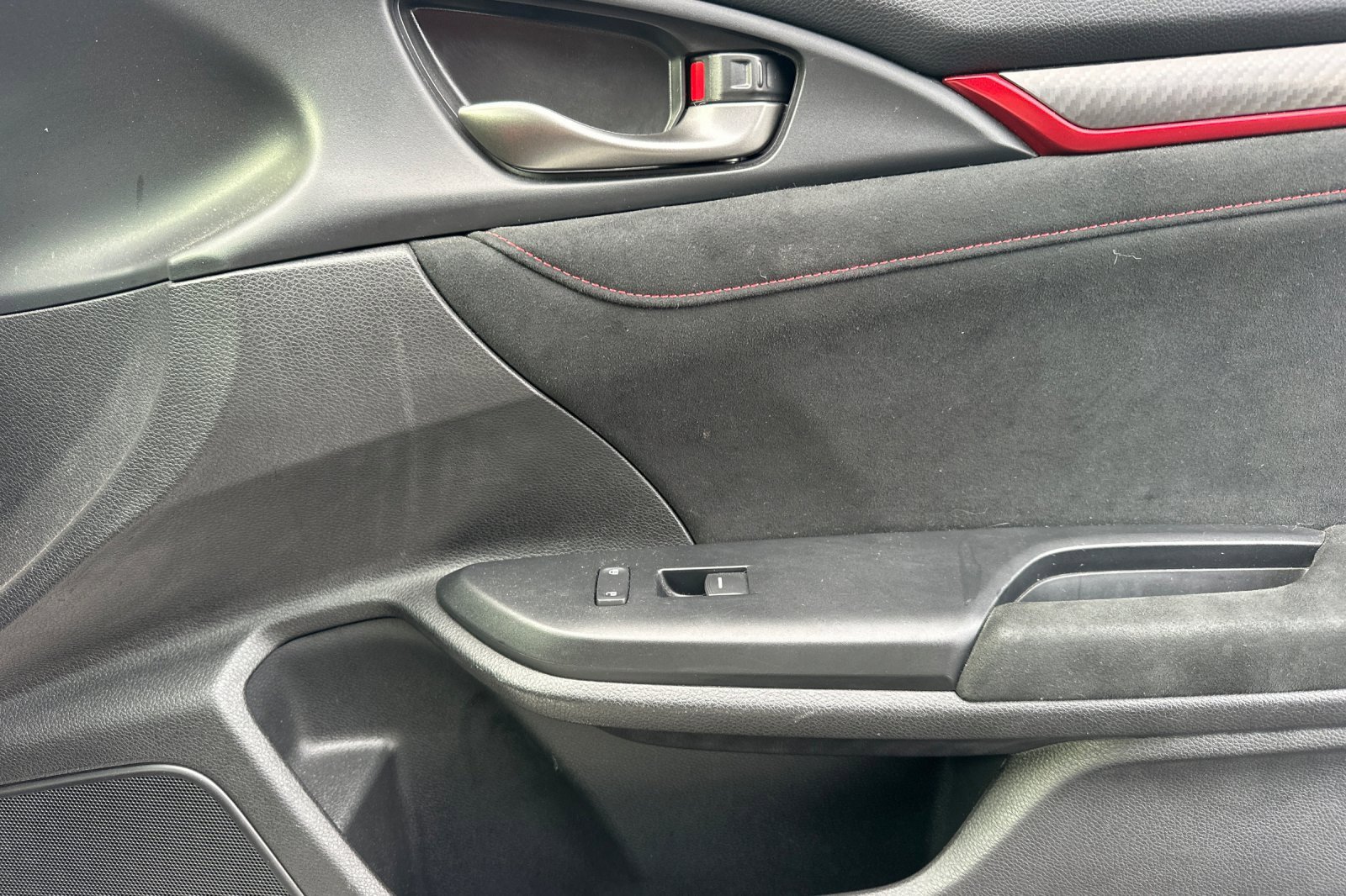 Used 2018 Honda Civic Type R image 21