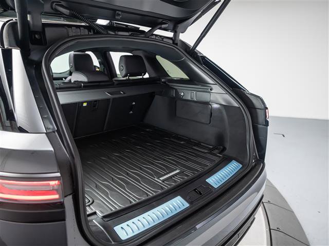 New 2026 Land Rover Range Rover Velar Dynamic SE AWD/4WD image 34