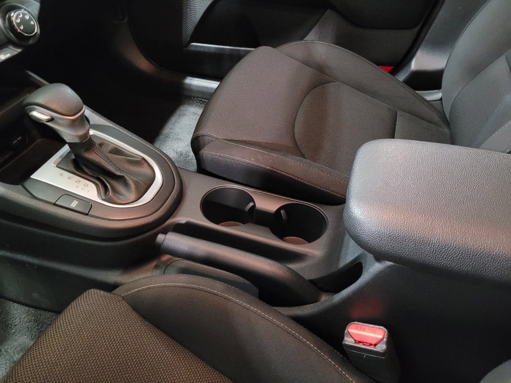 Used 2022 Kia Forte LXS w/ LXS Technology Package FWD image 26