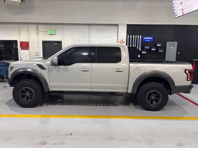 Used 2017 Ford F150 Raptor w/ Equipment Group 802A Luxury image 3