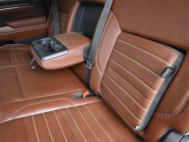 Used 2024 GMC Sierra 3500 Denali Ultimate image 20