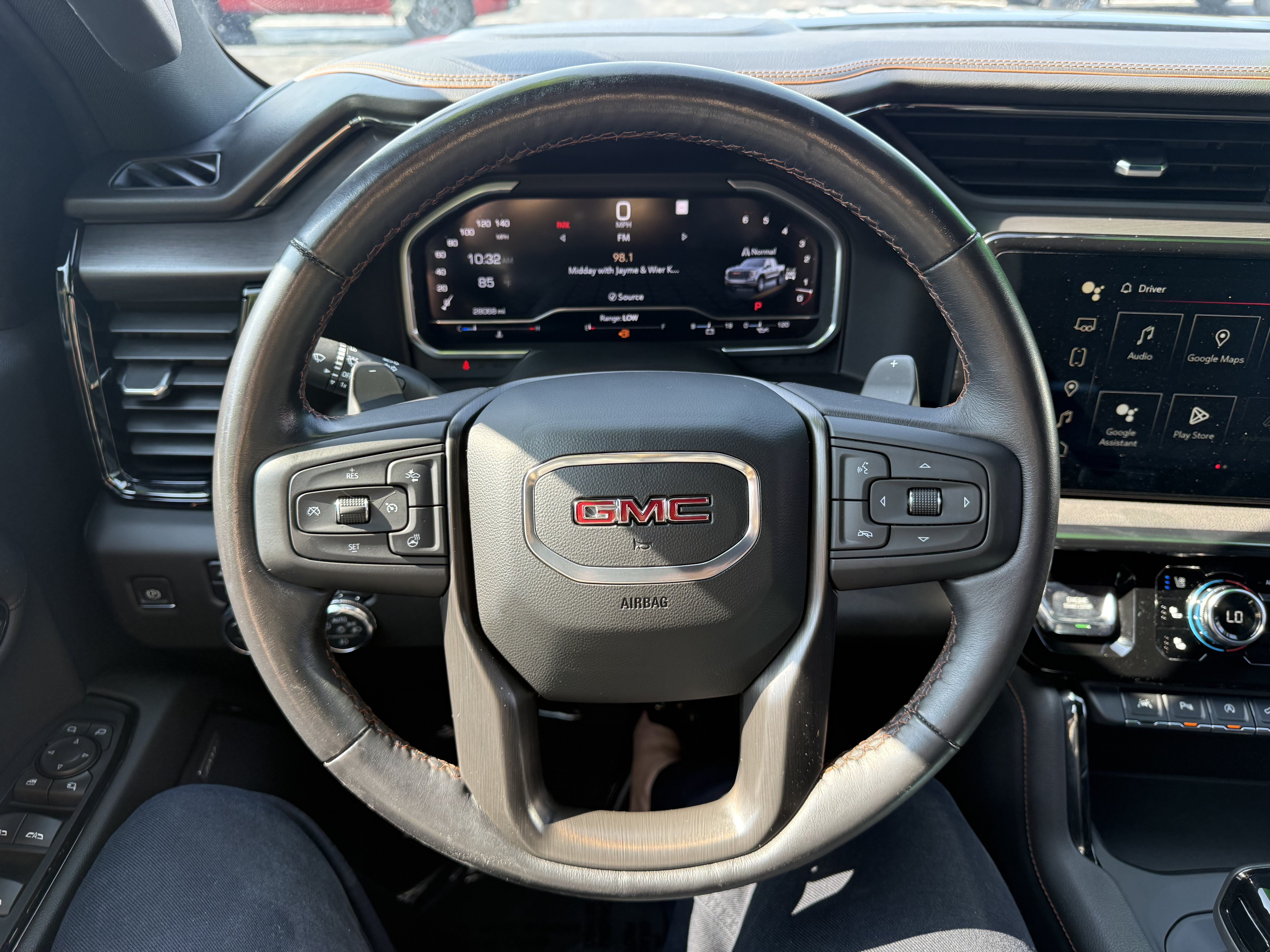 Used 2022 GMC Sierra 1500 AT4 w/ AT4 Premium Package AWD/4WD image 7