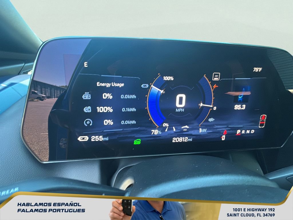 Certified 2025 Chevrolet Equinox EV LT w/ Convenience Package FWD image 16