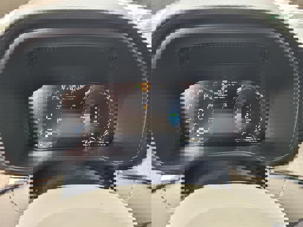 Used 2018 Volvo XC60 T8 Inscription w/ Advanced Package image 19