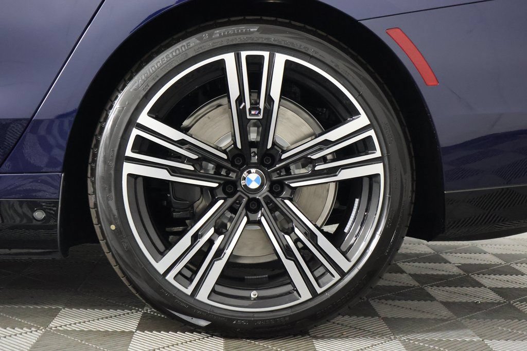 New 2026 BMW i7 eDrive50 w/ Executive Package RWD image 10