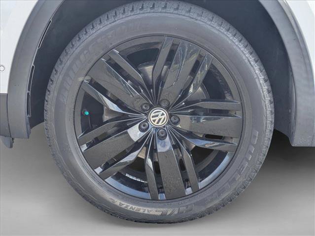 Used 2019 Volkswagen Atlas SEL Premium AWD/4WD image 25