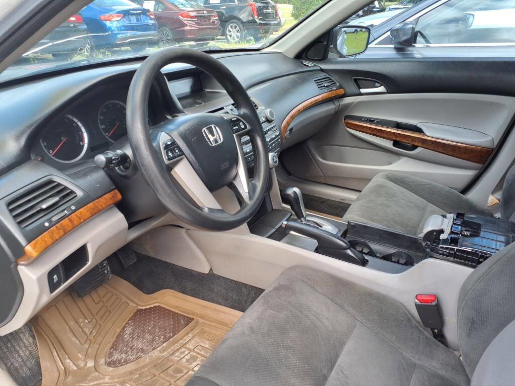 Used 2011 Honda Accord EX image 11