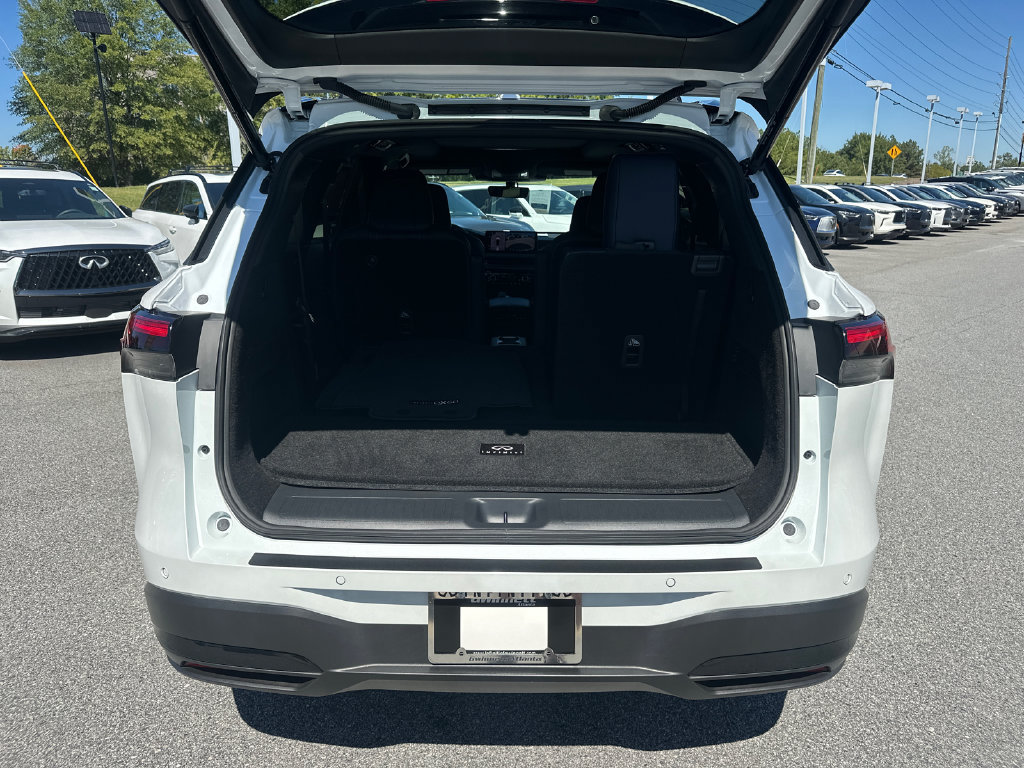 Certified 2026 INFINITI QX60 Sport w/ Dark Cargo Package AWD/4WD image 15