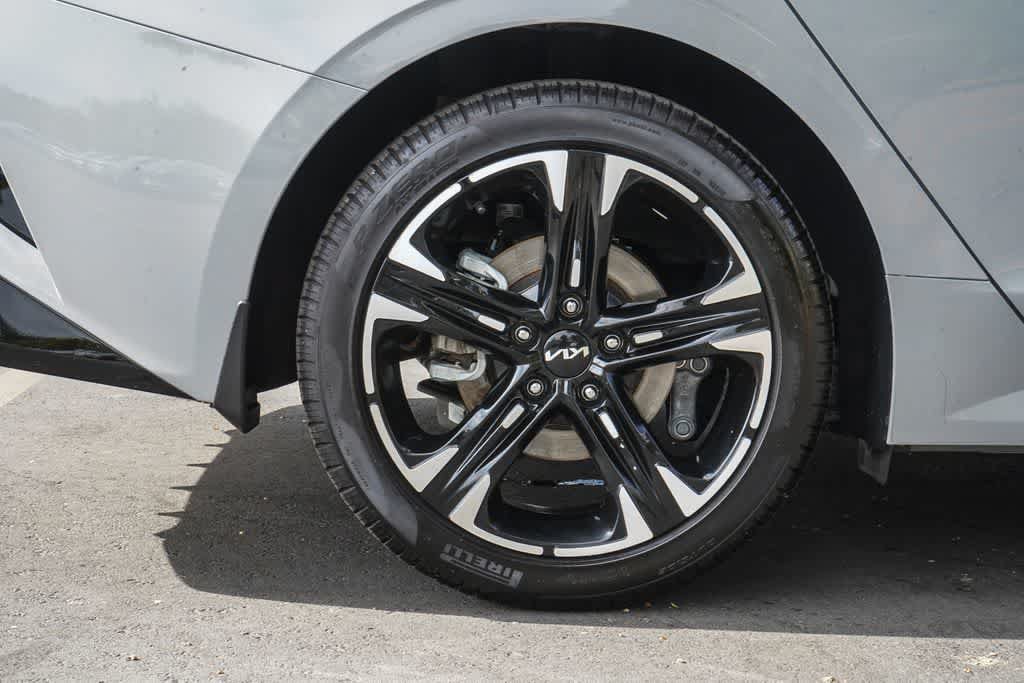 Used 2022 Kia K5 GT-Line w/ GT-Line FWD Premium Package image 8