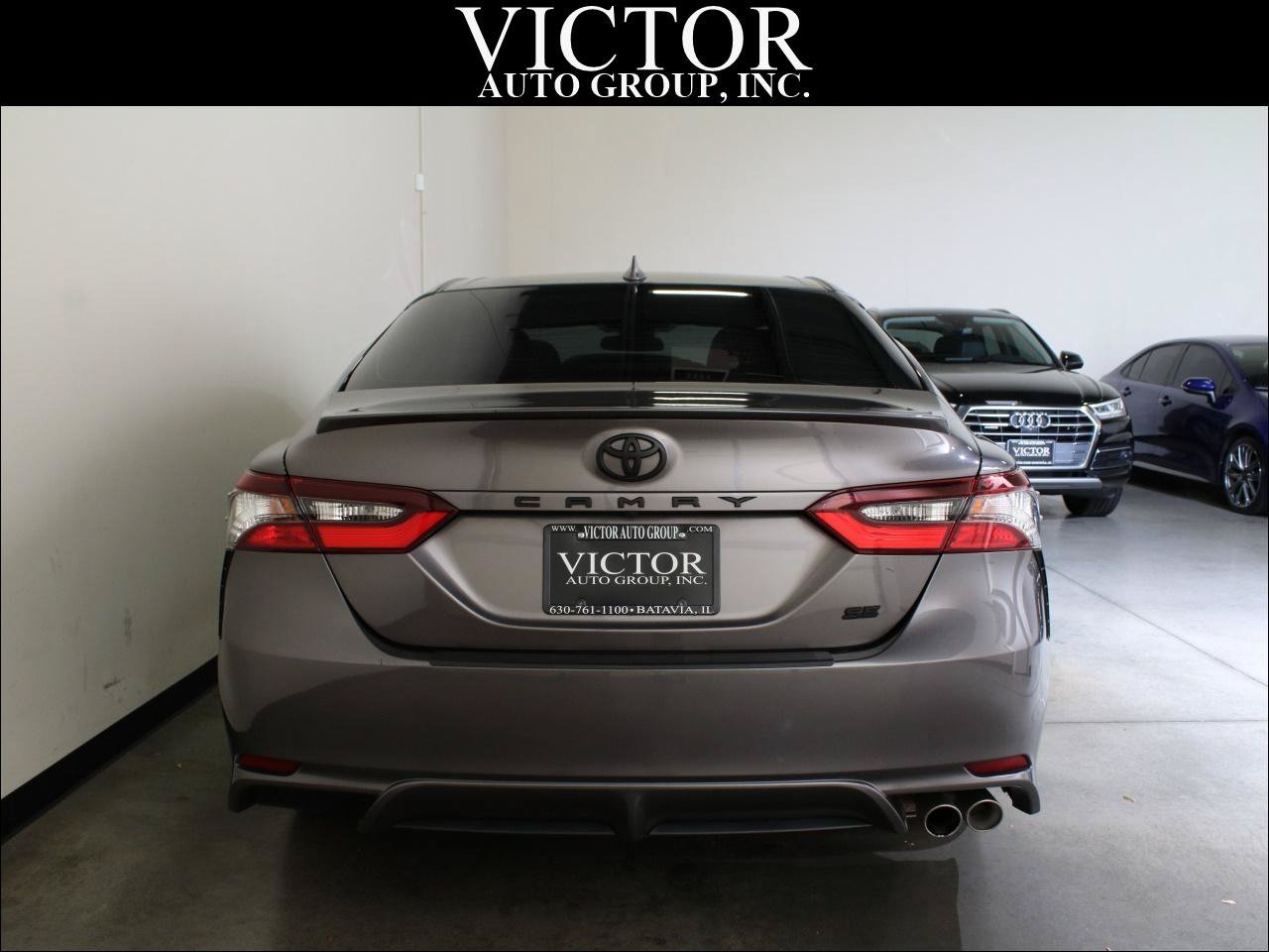 Used 2021 Toyota Camry SE FWD image 9