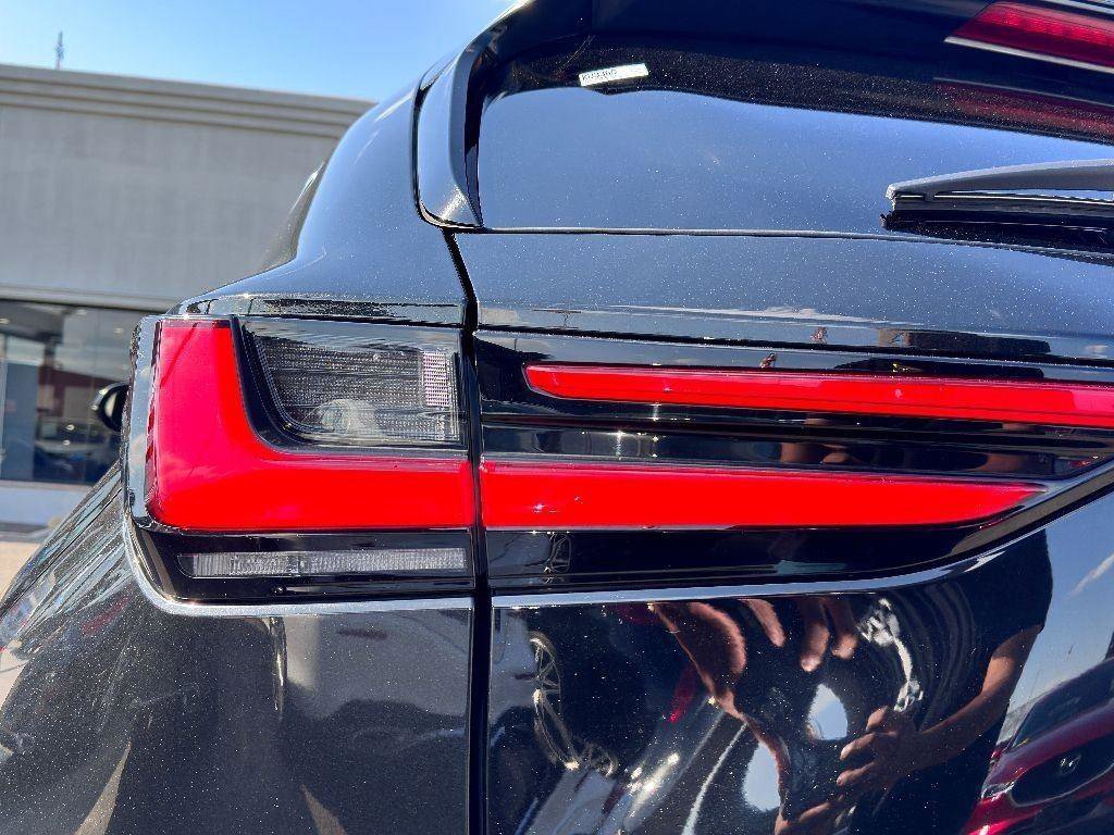 Used 2023 Lexus NX 350 AWD image 7