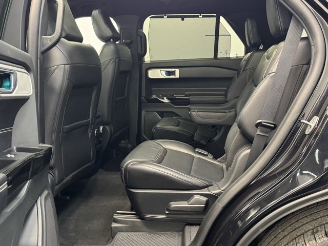 Used 2021 Ford Explorer ST w/ ST Street Pack image 30