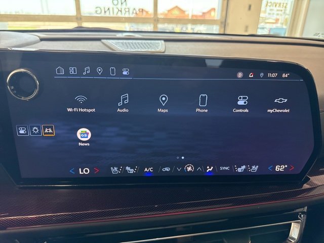 Used 2024 Chevrolet Traverse RS image 28