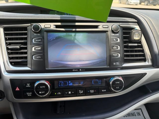 Used 2015 Toyota Highlander XLE AWD/4WD image 34
