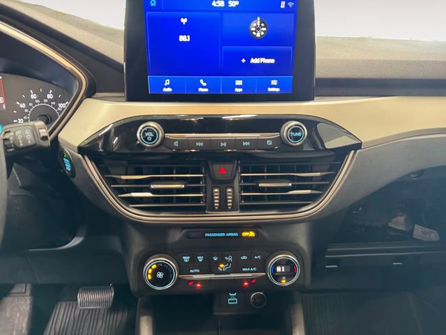 Used 2020 Ford Escape SE image 5