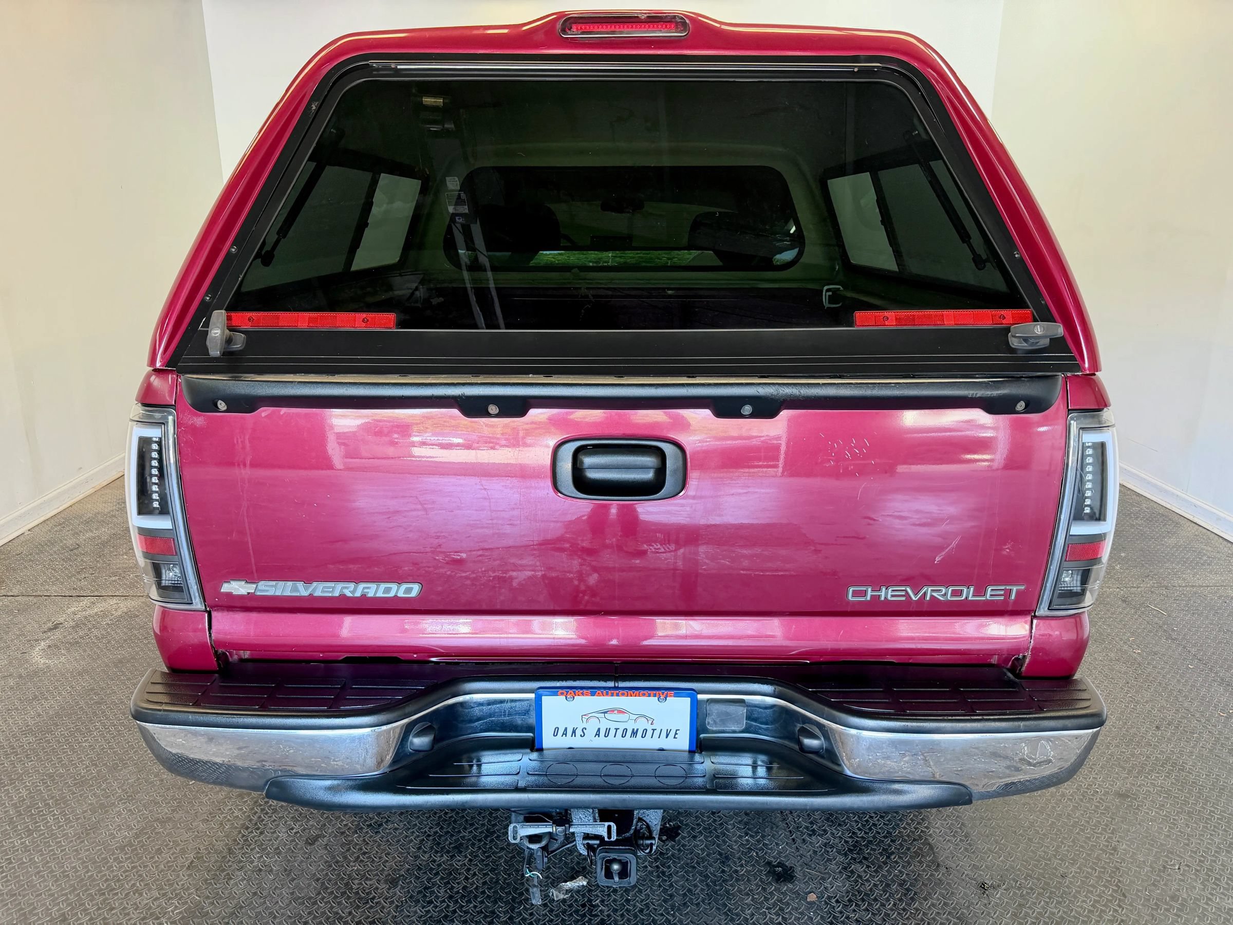 Used 2005 Chevrolet Silverado 1500 LS w/ Light Duty Power Package AWD/4WD image 6