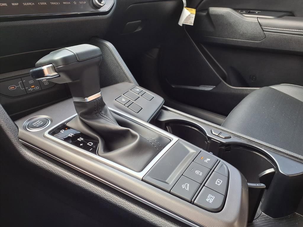 Used 2026 Kia Sportage EX FWD image 20
