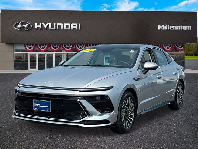 Certified 2025 Hyundai Sonata Limited FWD video 4