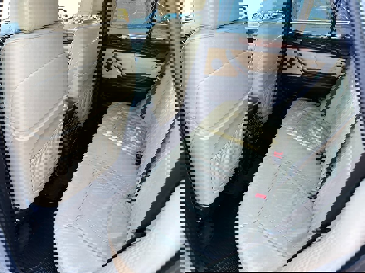 Used 2006 BMW X5 4.8is image 15