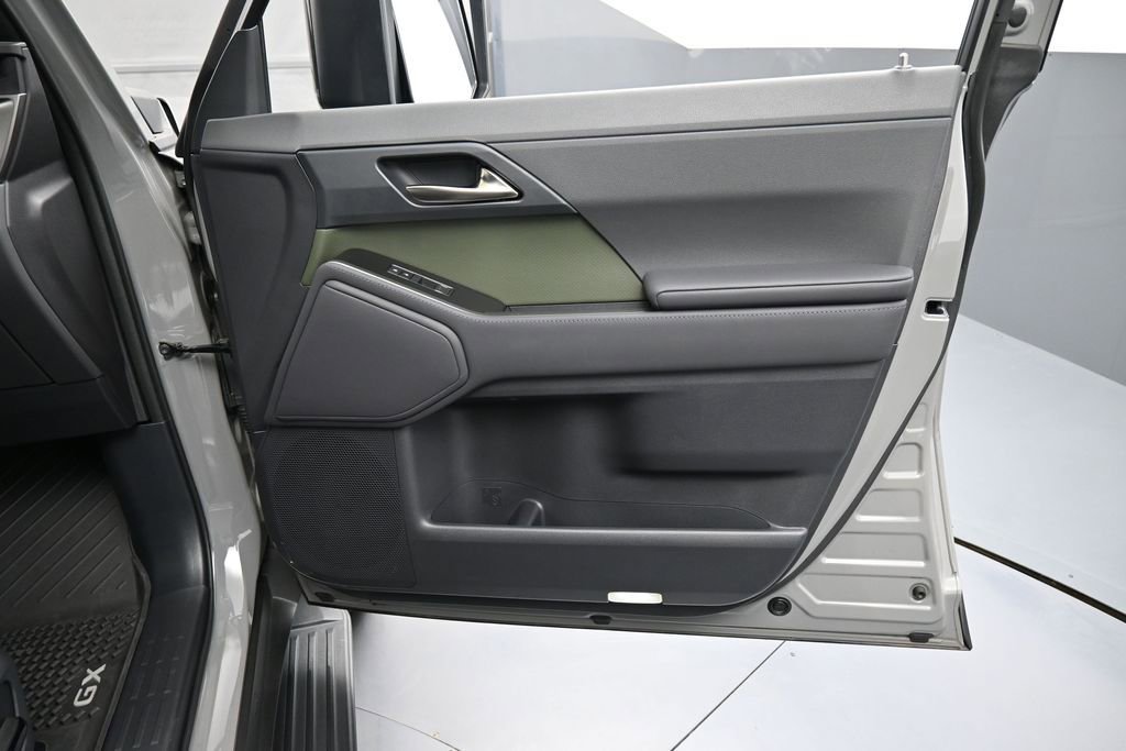 Used 2024 Lexus GX 550 AWD/4WD image 29