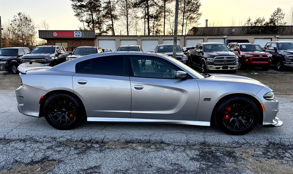 Used 2017 Dodge Charger SRT w/ Harman/Kardon Audio Group image 8